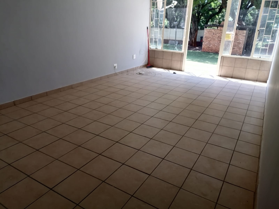 2 Bedroom Property for Sale in Pretoria North Gauteng