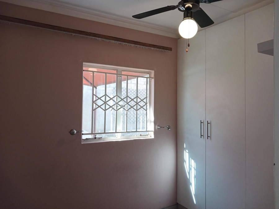 To Let 2 Bedroom Property for Rent in Bloubosrand Gauteng