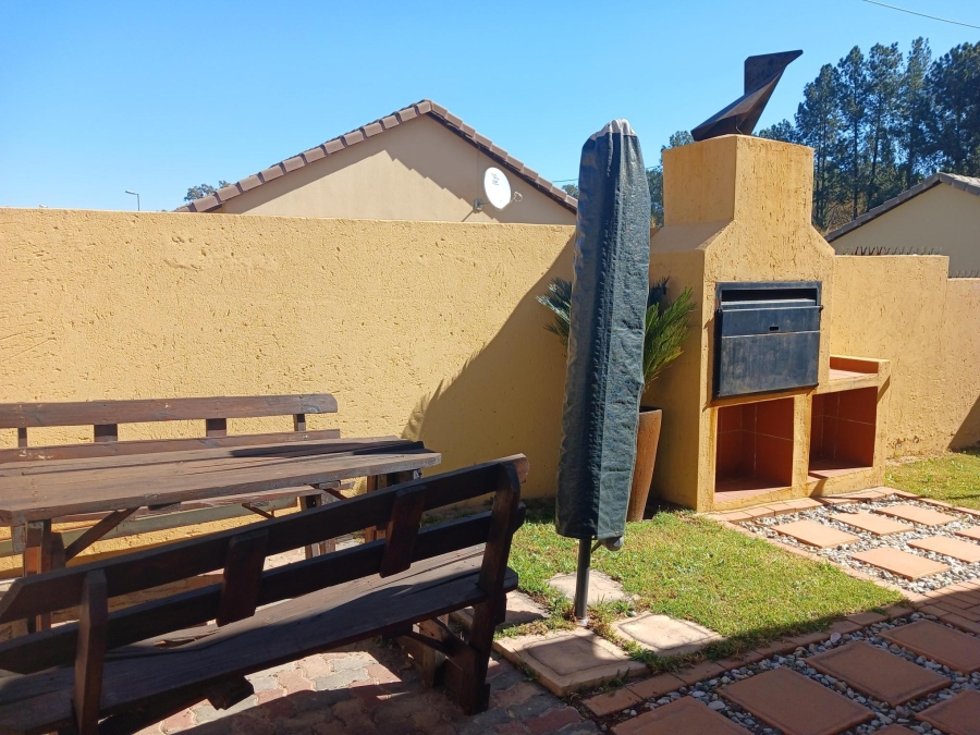 To Let 2 Bedroom Property for Rent in Bloubosrand Gauteng