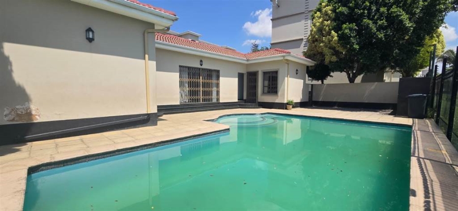 2 Bedroom Property for Sale in Noordwyk Gauteng