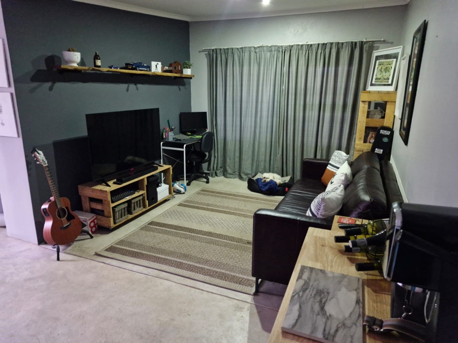 To Let 1 Bedroom Property for Rent in Moregloed Gauteng