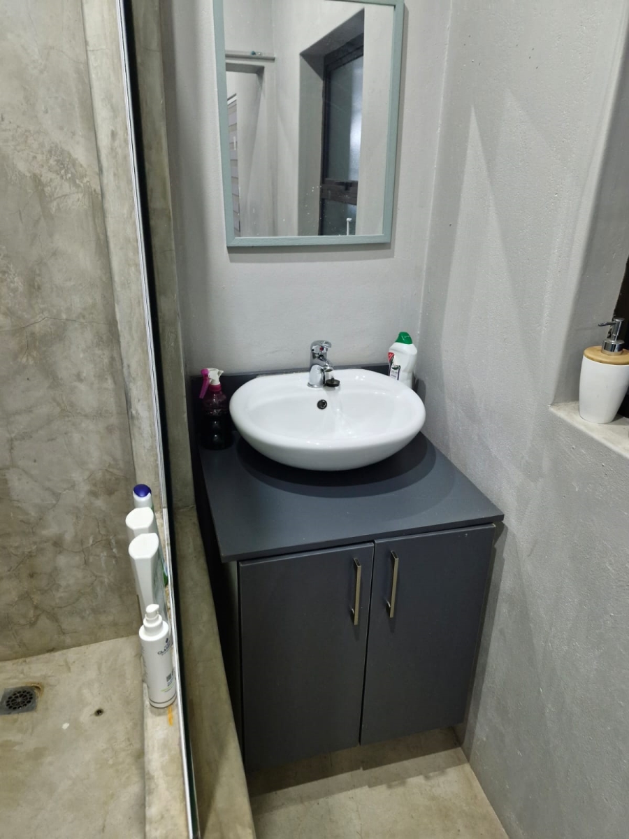 To Let 1 Bedroom Property for Rent in Moregloed Gauteng