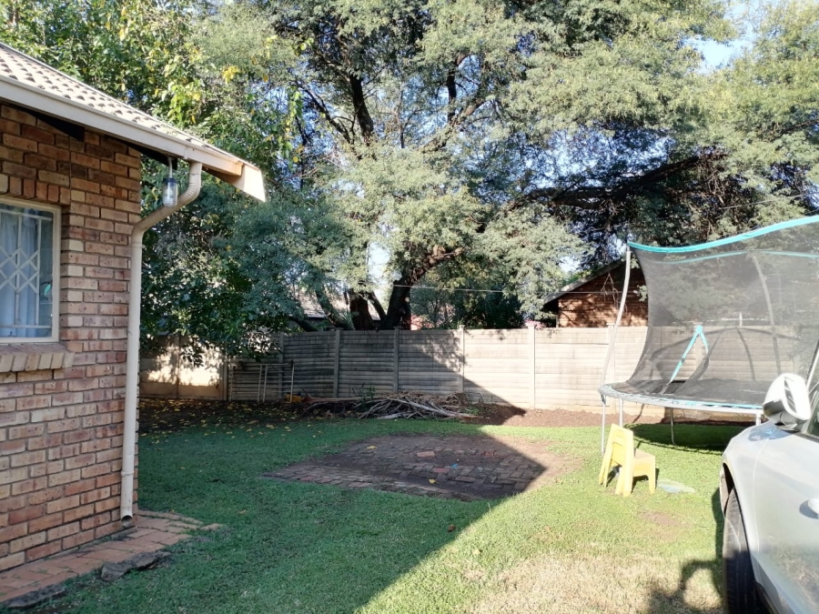 4 Bedroom Property for Sale in Theresa Park Gauteng