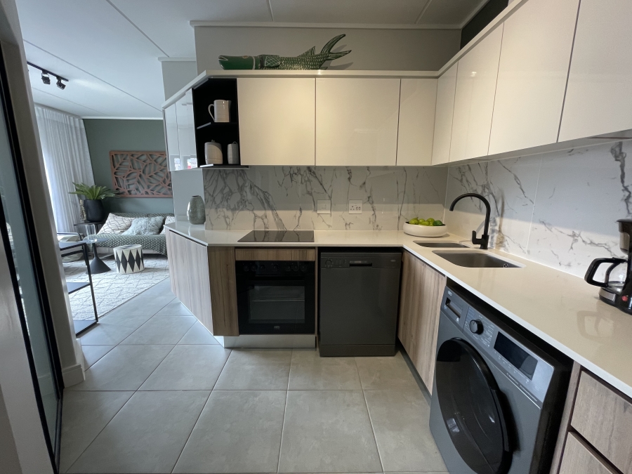 To Let 1 Bedroom Property for Rent in Waterfall Gauteng