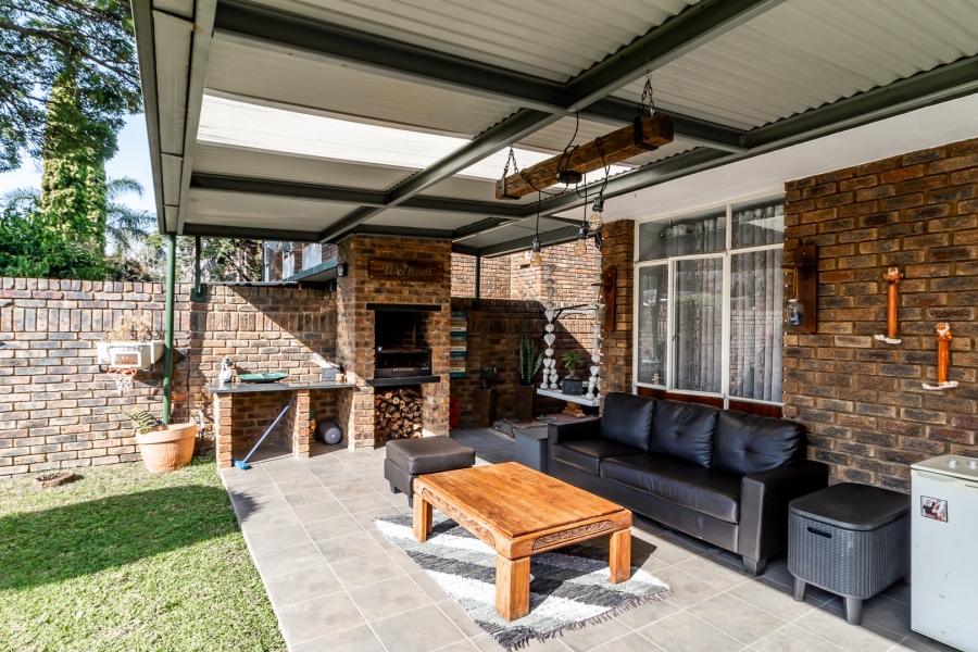 3 Bedroom Property for Sale in Villieria Gauteng