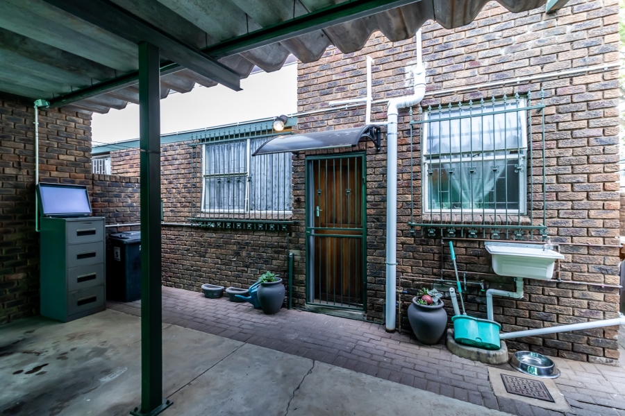 3 Bedroom Property for Sale in Villieria Gauteng