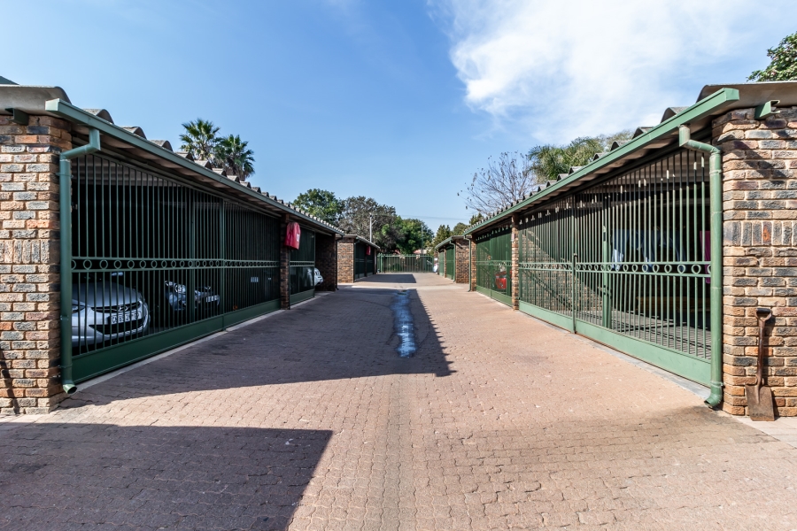 3 Bedroom Property for Sale in Villieria Gauteng