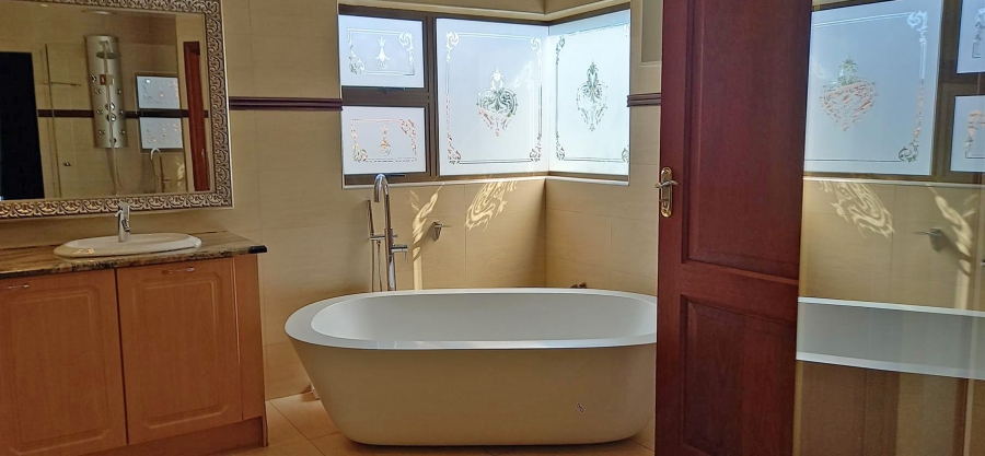 4 Bedroom Property for Sale in Bryanston Gauteng