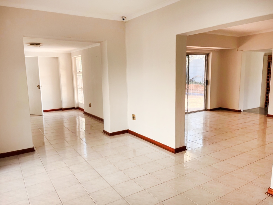 4 Bedroom Property for Sale in Sandringham Gauteng
