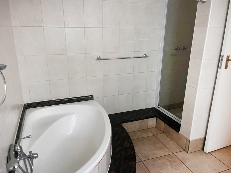 4 Bedroom Property for Sale in Sandringham Gauteng