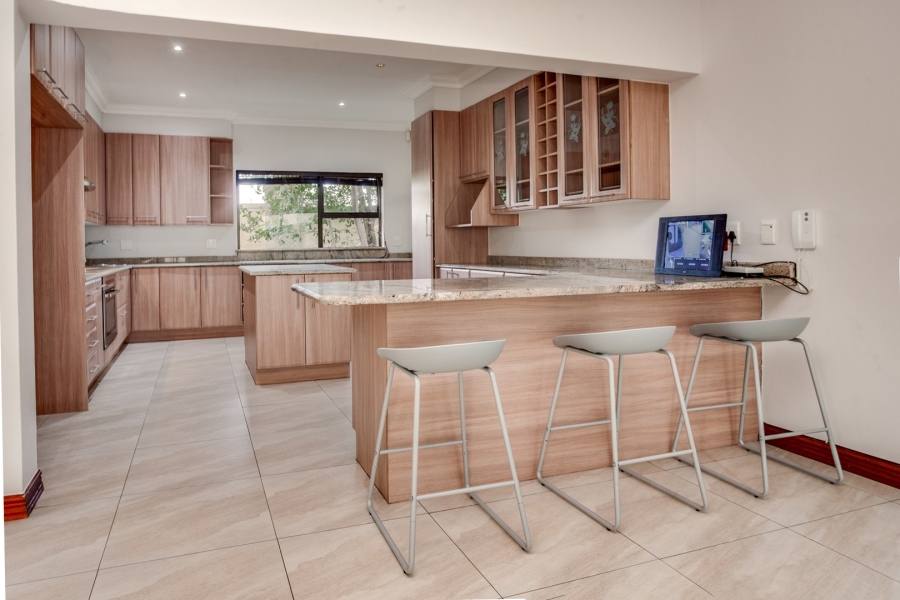 4 Bedroom Property for Sale in Bryanston Gauteng