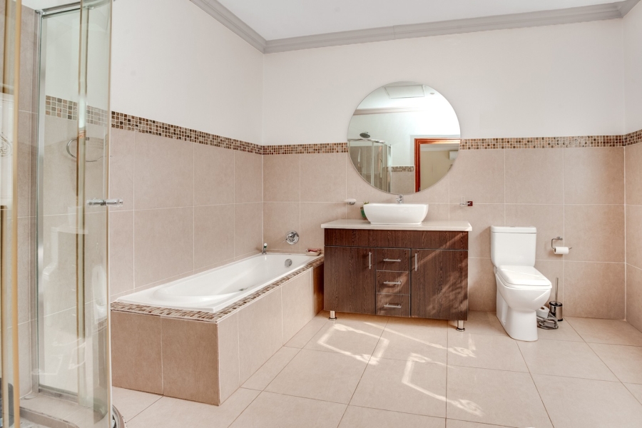 4 Bedroom Property for Sale in Bryanston Gauteng