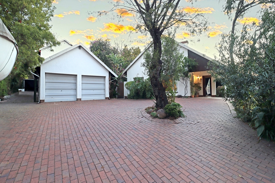 3 Bedroom Property for Sale in Bryanston Gauteng