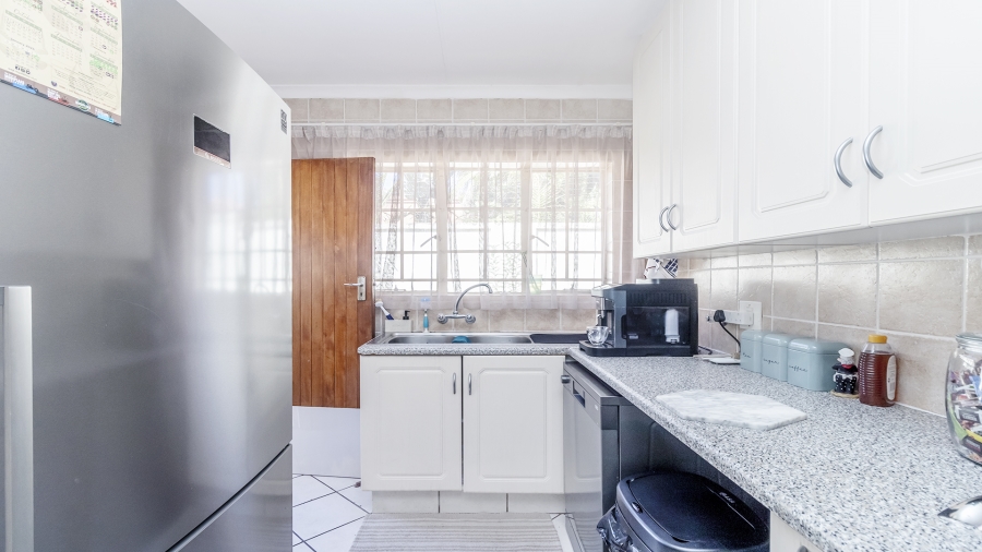 3 Bedroom Property for Sale in Florauna Gauteng