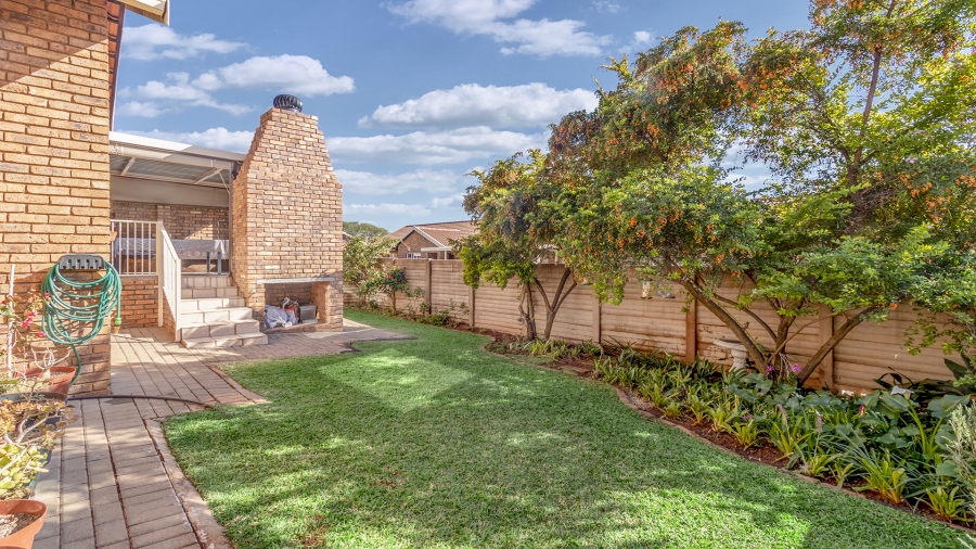 3 Bedroom Property for Sale in Florauna Gauteng
