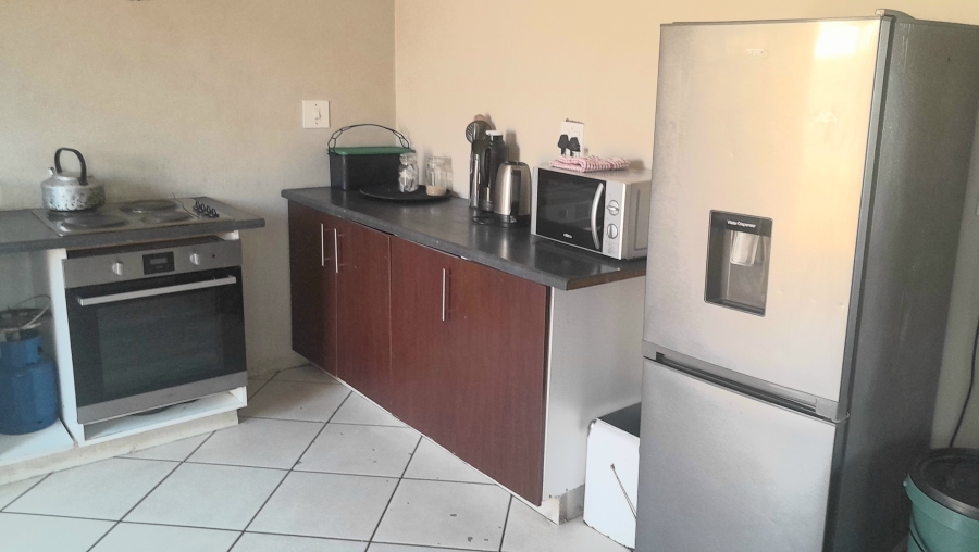 To Let 3 Bedroom Property for Rent in Birch Acres Gauteng