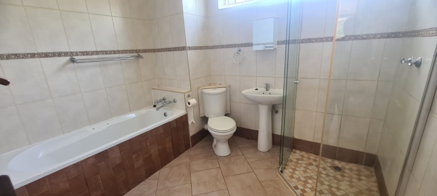 To Let 3 Bedroom Property for Rent in Rietfontein Gauteng