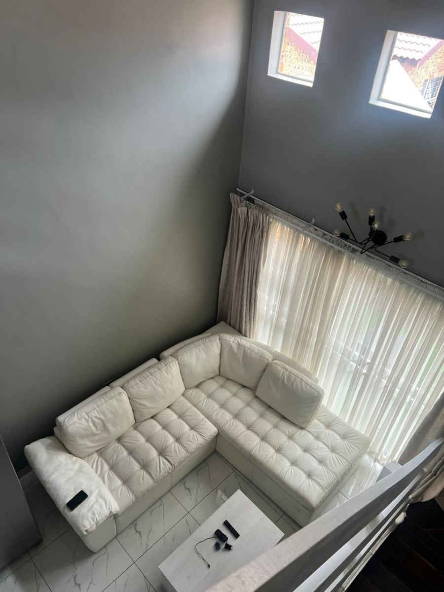 To Let 2 Bedroom Property for Rent in Honeydew Gauteng