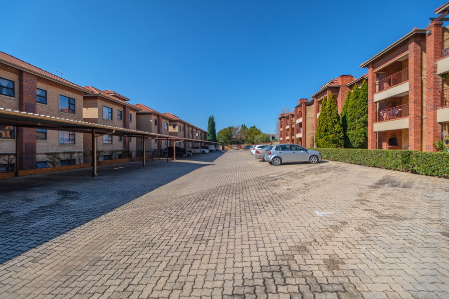 2 Bedroom Property for Sale in Honeydew Grove Gauteng