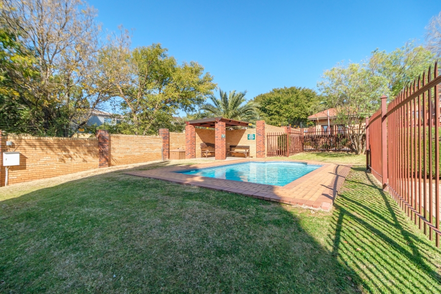 2 Bedroom Property for Sale in Honeydew Grove Gauteng