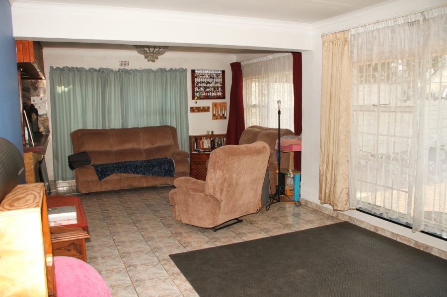 4 Bedroom Property for Sale in Brackendowns Gauteng