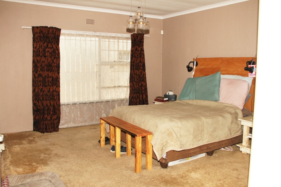 4 Bedroom Property for Sale in Brackendowns Gauteng