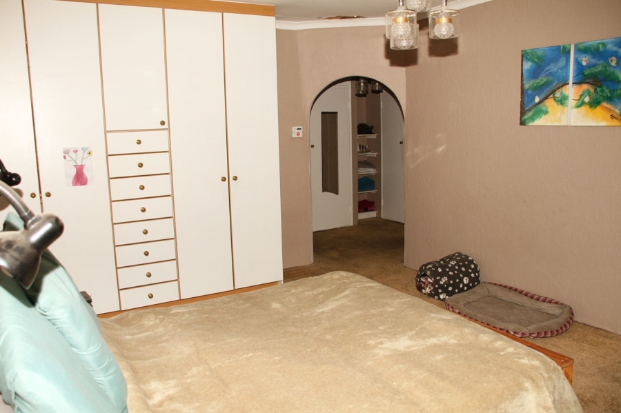 4 Bedroom Property for Sale in Brackendowns Gauteng