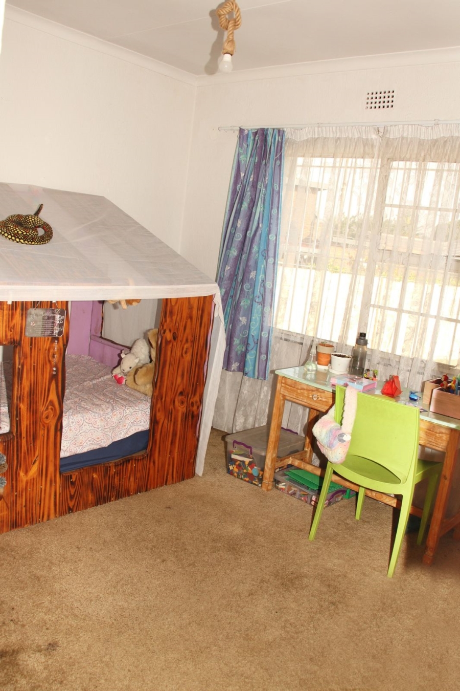 4 Bedroom Property for Sale in Brackendowns Gauteng