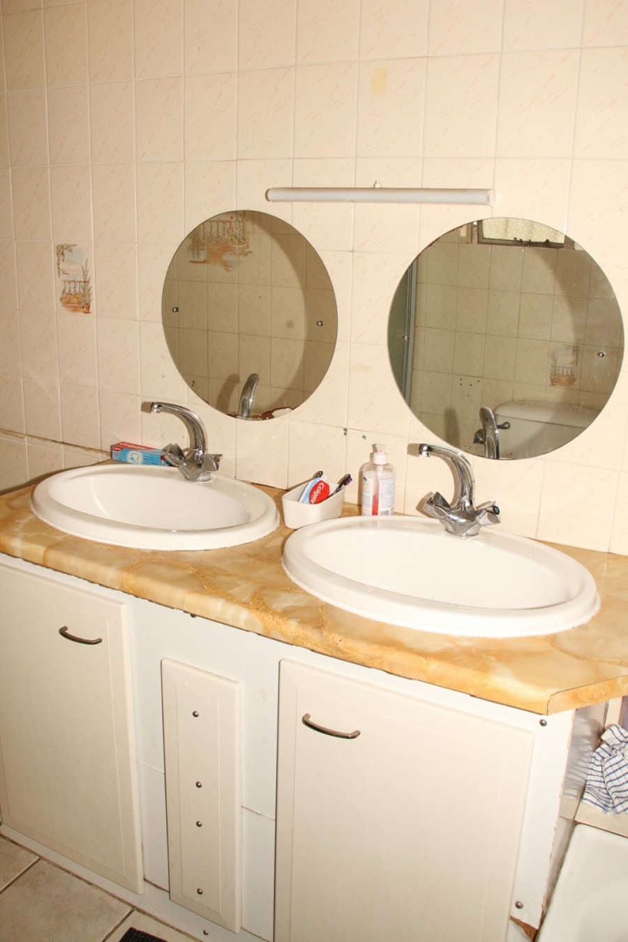 4 Bedroom Property for Sale in Brackendowns Gauteng