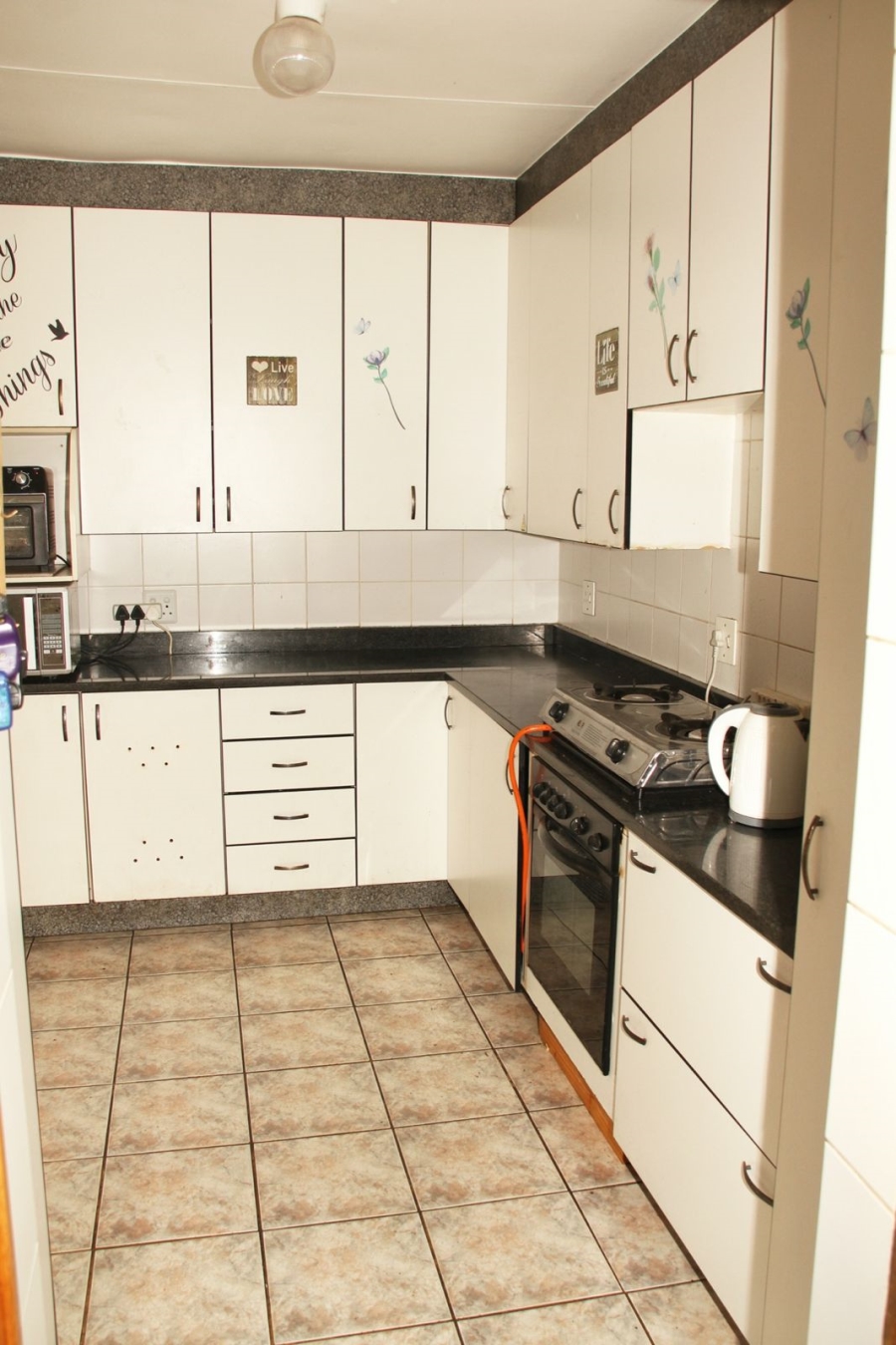 4 Bedroom Property for Sale in Brackendowns Gauteng