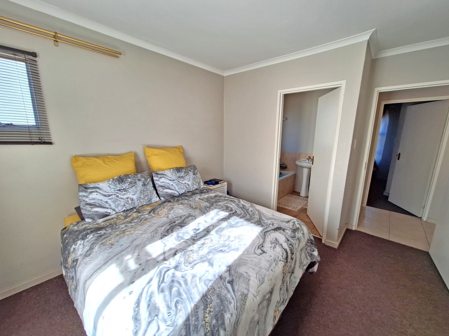 2 Bedroom Property for Sale in Northcliff Gauteng