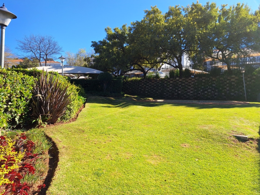 2 Bedroom Property for Sale in Northcliff Gauteng