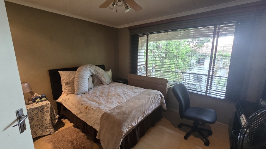 2 Bedroom Property for Sale in Sunninghill Gauteng