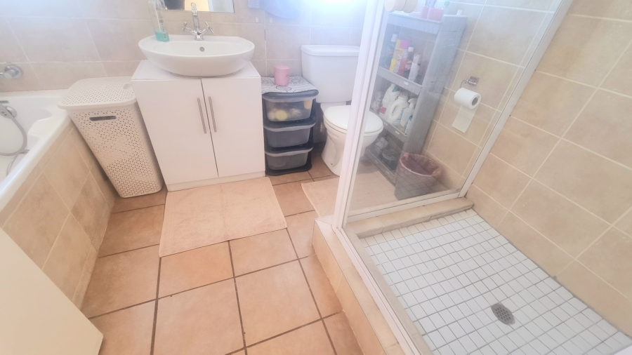 3 Bedroom Property for Sale in Carlswald Gauteng