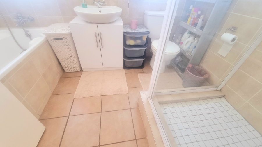 3 Bedroom Property for Sale in Carlswald Gauteng