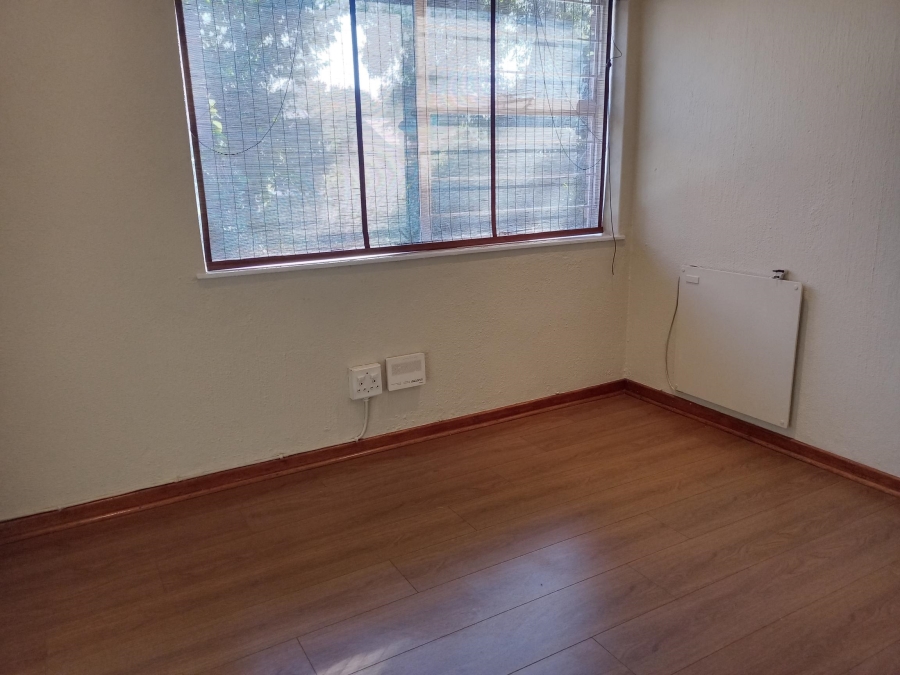 To Let 3 Bedroom Property for Rent in Sandown Gauteng