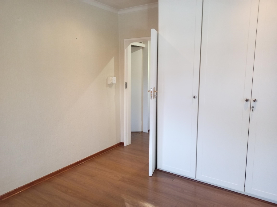 To Let 3 Bedroom Property for Rent in Sandown Gauteng