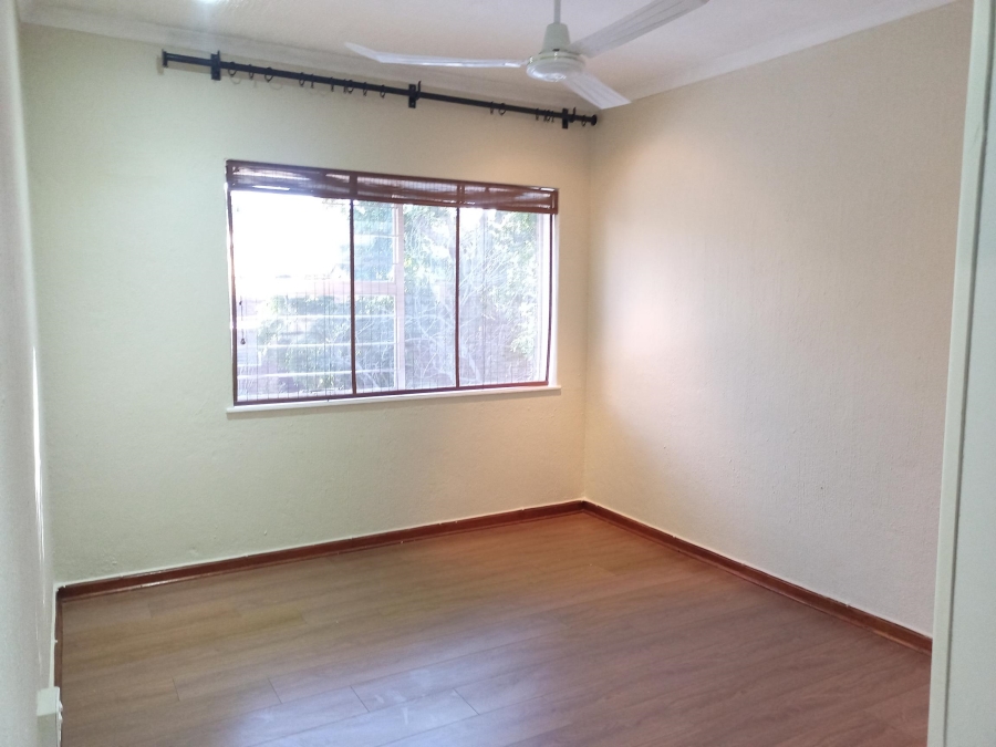 To Let 3 Bedroom Property for Rent in Sandown Gauteng