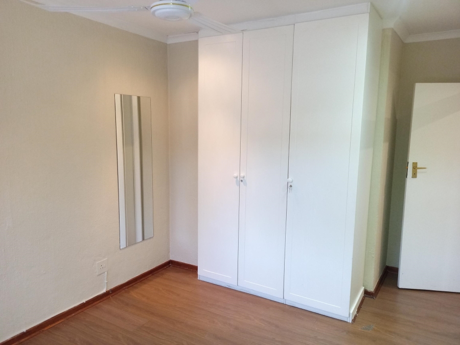 To Let 3 Bedroom Property for Rent in Sandown Gauteng