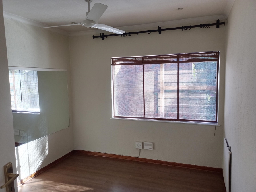 To Let 3 Bedroom Property for Rent in Sandown Gauteng