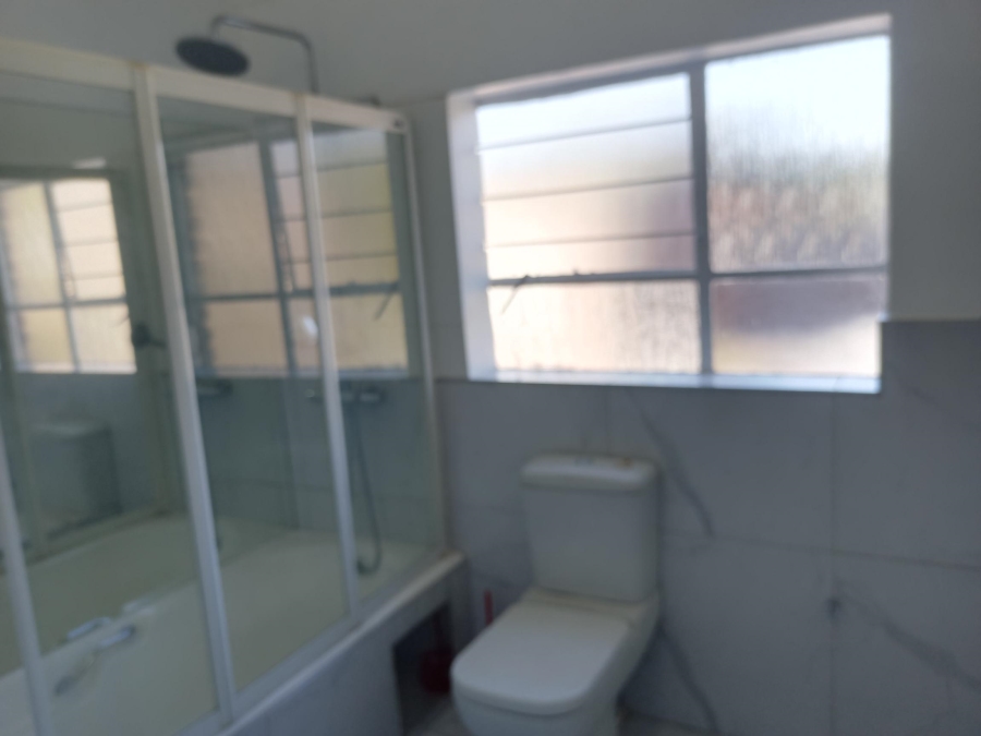 To Let 3 Bedroom Property for Rent in Sandown Gauteng