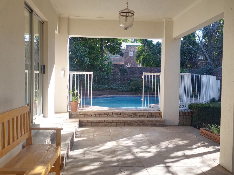 To Let 3 Bedroom Property for Rent in Sandown Gauteng
