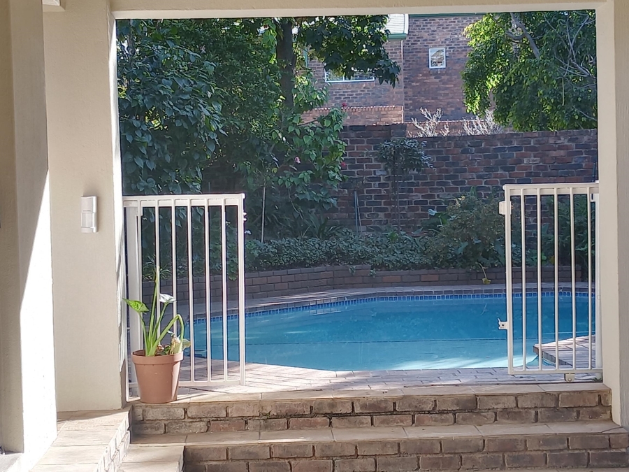 To Let 3 Bedroom Property for Rent in Sandown Gauteng