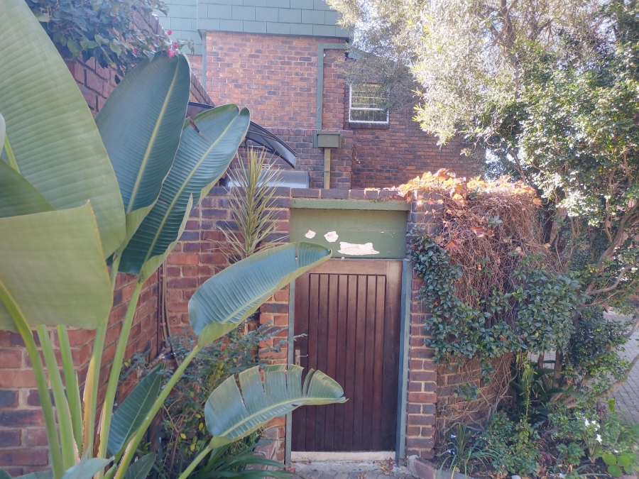 To Let 3 Bedroom Property for Rent in Sandown Gauteng