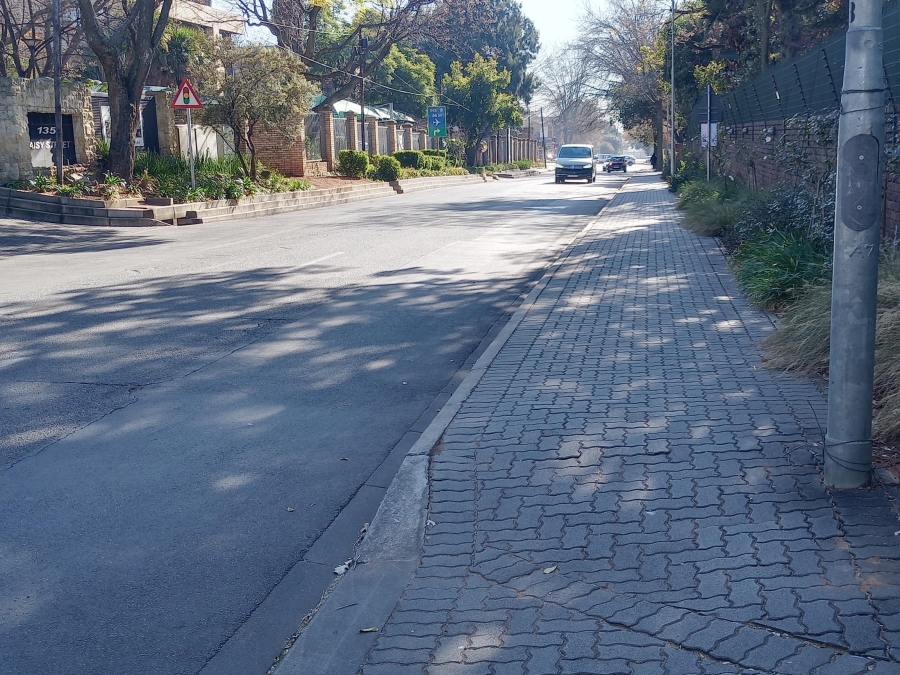 To Let 3 Bedroom Property for Rent in Sandown Gauteng