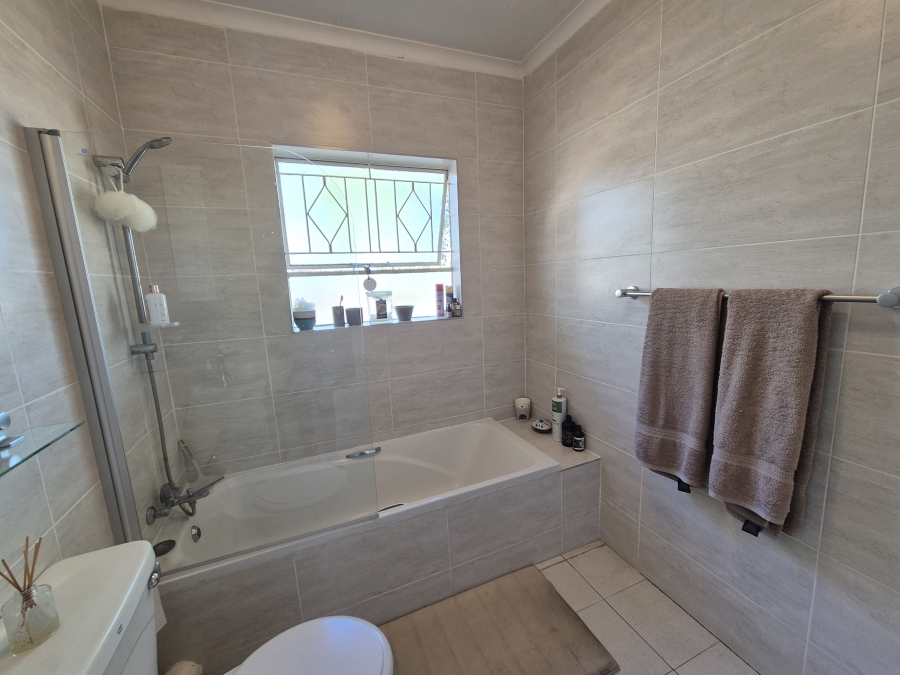 2 Bedroom Property for Sale in Bruma Gauteng