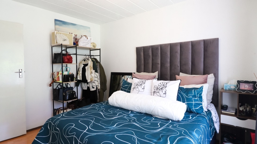 2 Bedroom Property for Sale in Morningside Gauteng