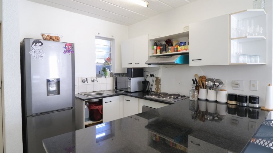 2 Bedroom Property for Sale in Morningside Gauteng