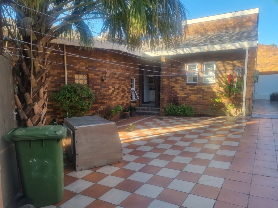3 Bedroom Property for Sale in Sandown Gauteng