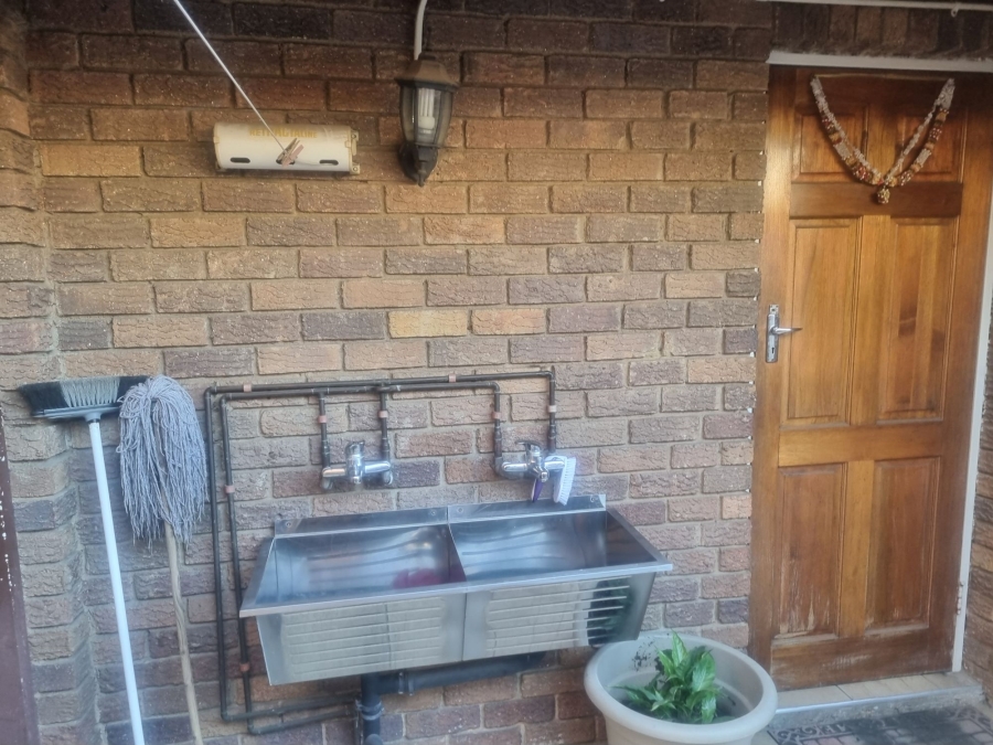 3 Bedroom Property for Sale in Sandown Gauteng